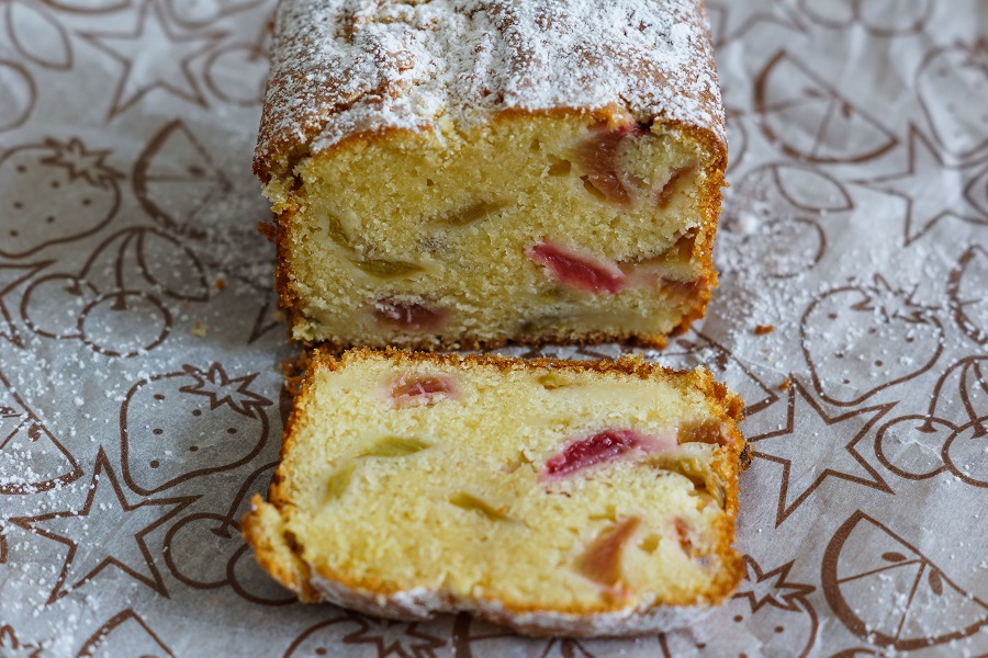 Rhabarber-Joghurt-Kuchen - Blechrein